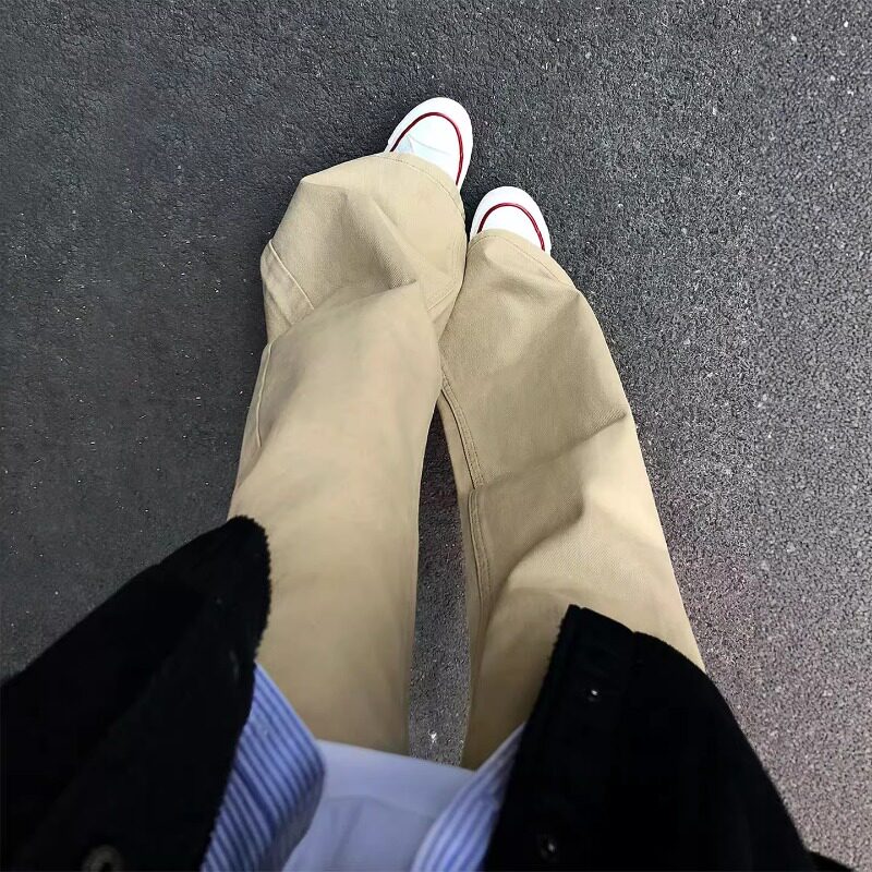 不贴腿微喇牛仔裤女2026新款春季梨形身材裤子卡其色窄版直筒长裤