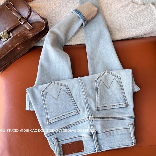 品质好浅蓝色加绒高腰牛仔裤女新款2025年秋冬季紧身显瘦小脚靴裤