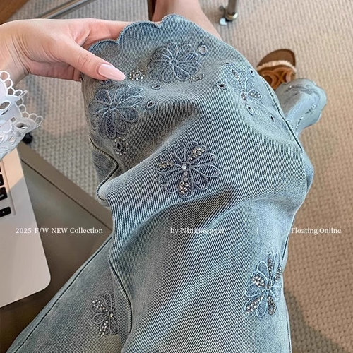 浅色复古刺绣牛仔裤女夏季薄款高腰显瘦百搭设计感九分窄版直筒裤