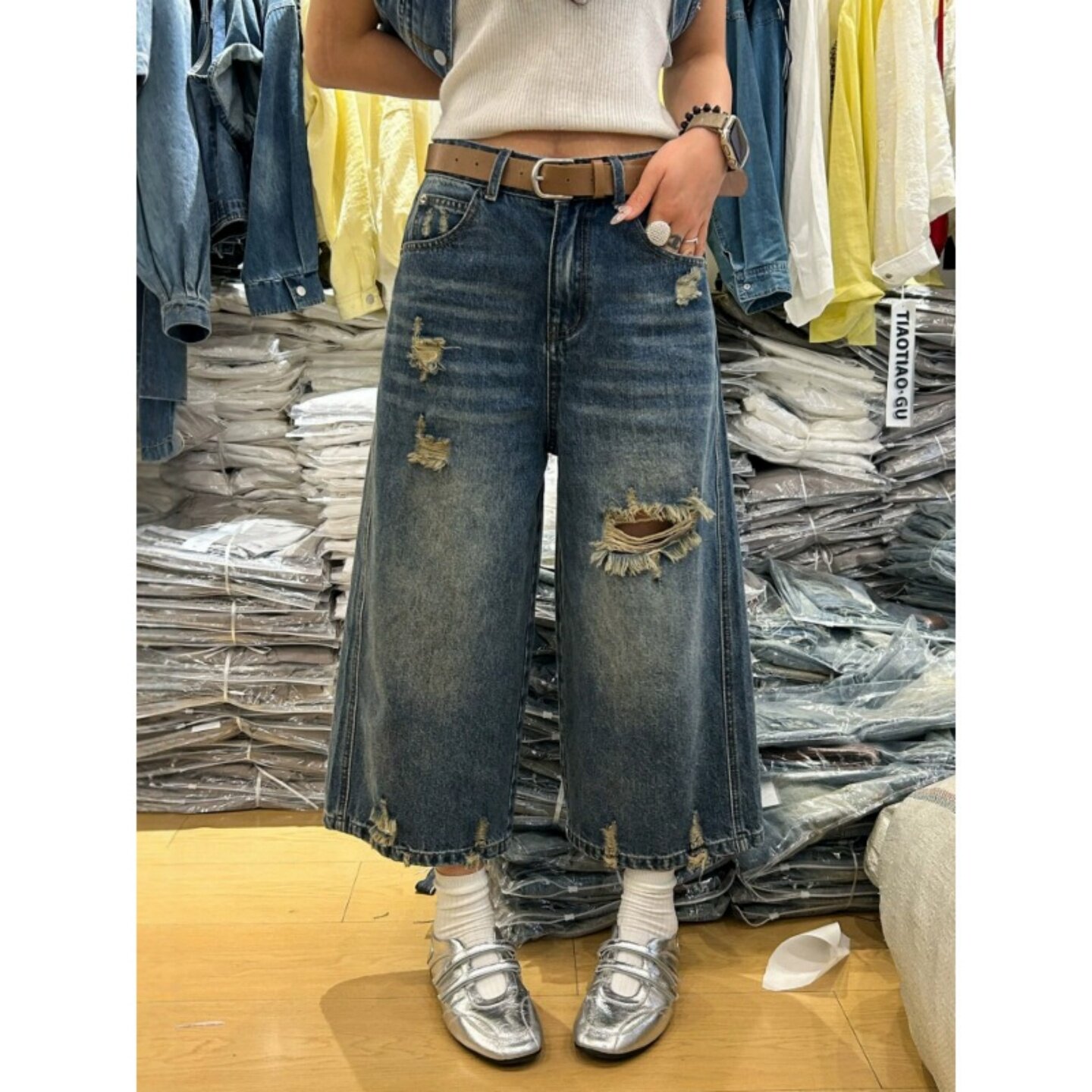 复古破洞八分阔腿牛仔裤女欧洲站2026春装新款欧货女装直筒裤子潮