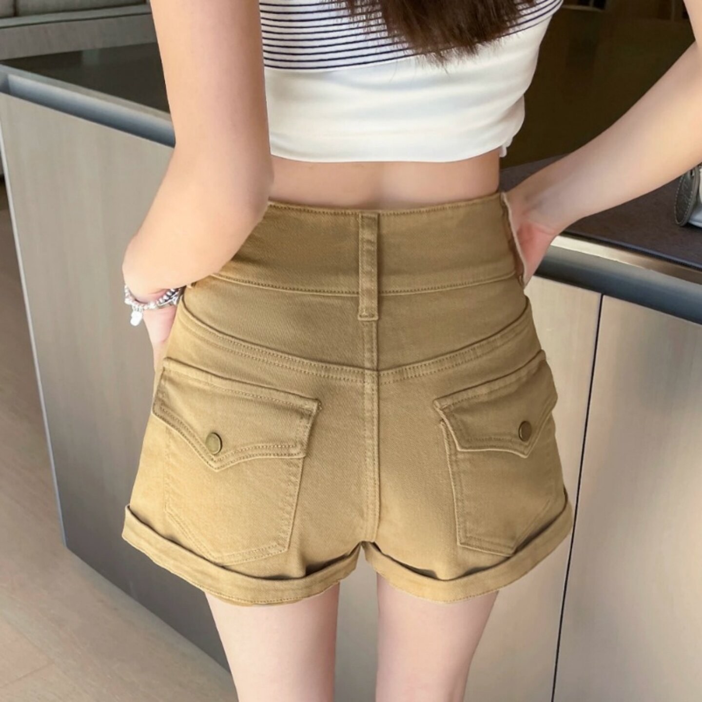 卡其色牛仔短裤女夏不露屁股高腰显瘦卷边辣妹a字裤宽松阔腿热裤