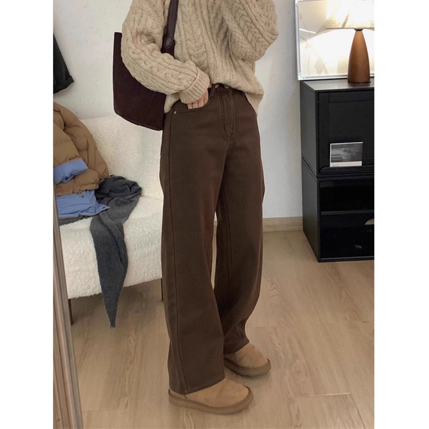 加绒咖色直筒牛仔裤女秋冬季2025新款大码胖mm高腰显瘦宽松阔腿裤