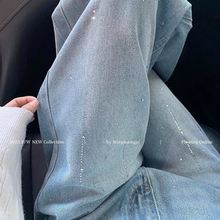 浅蓝色重工烫钻直筒牛仔裤女2026春季新款高腰显瘦休闲百搭阔腿裤