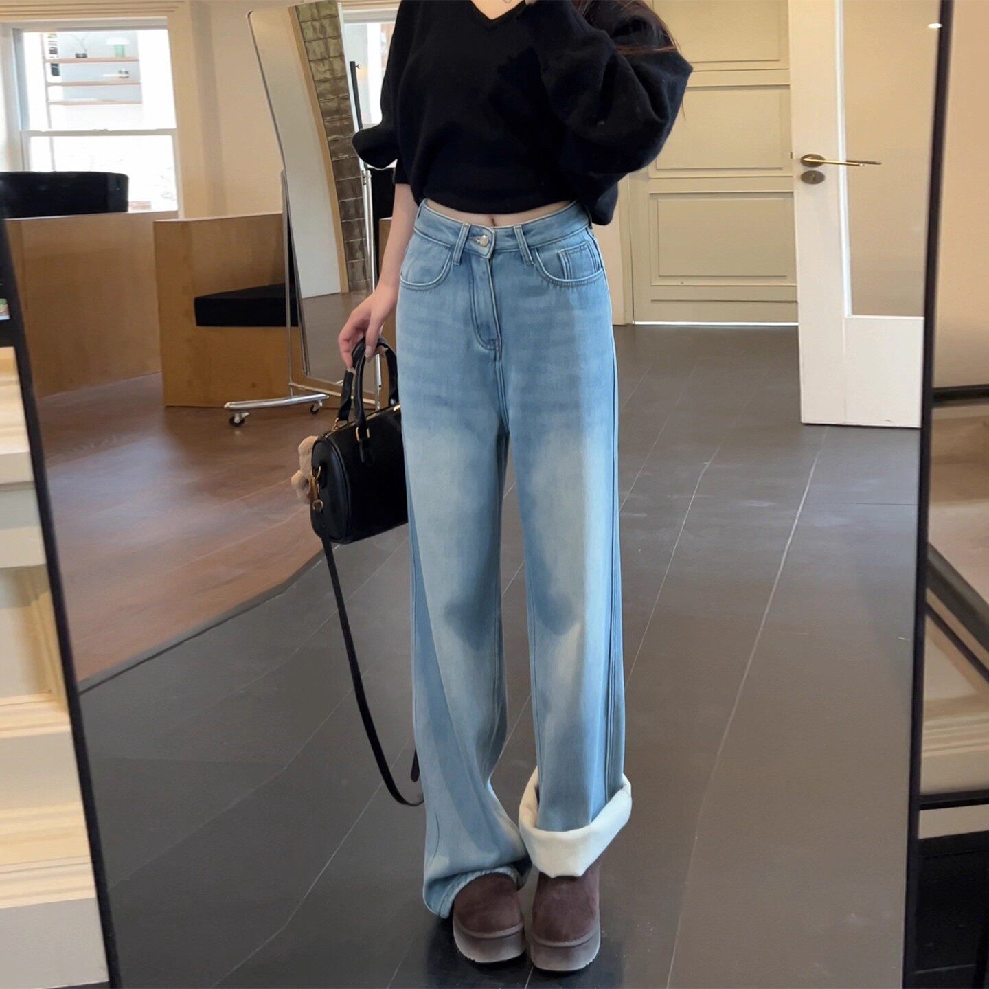 浅蓝色复古加绒窄版阔腿牛仔裤女2025冬季新款高腰显瘦直筒拖地裤