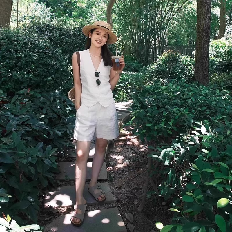 高级感白色棉麻西装短裤女夏薄款高腰显瘦垂感中裤a字阔腿五分裤