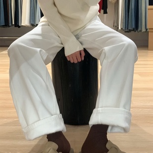 白色阔腿加绒牛仔裤女2025秋冬新款高腰宽松显瘦垂坠感拖地直筒裤