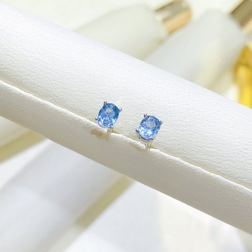 伦敦蓝蓝托帕石耳钉出货，主石尺寸：3*4mm，925银精工镶嵌补水水