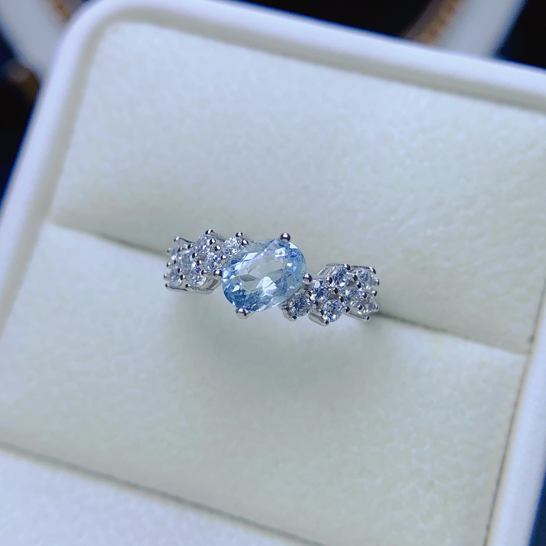 【地质大学】天然海蓝宝戒指，全净火彩爆闪，S925银精工镶嵌，主