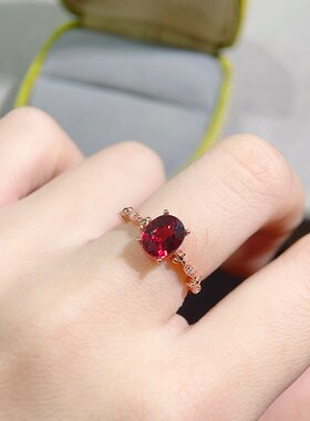 【地大珠宝】超级美丽的石榴石戒指，主石尺寸:6*8mm。925纯银