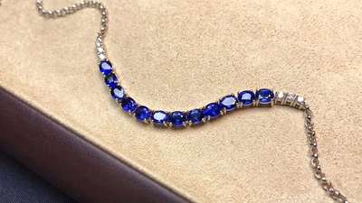天然斯里兰卡蓝宝石手链，主石5A级蓝宝石，主石尺寸3*4mm