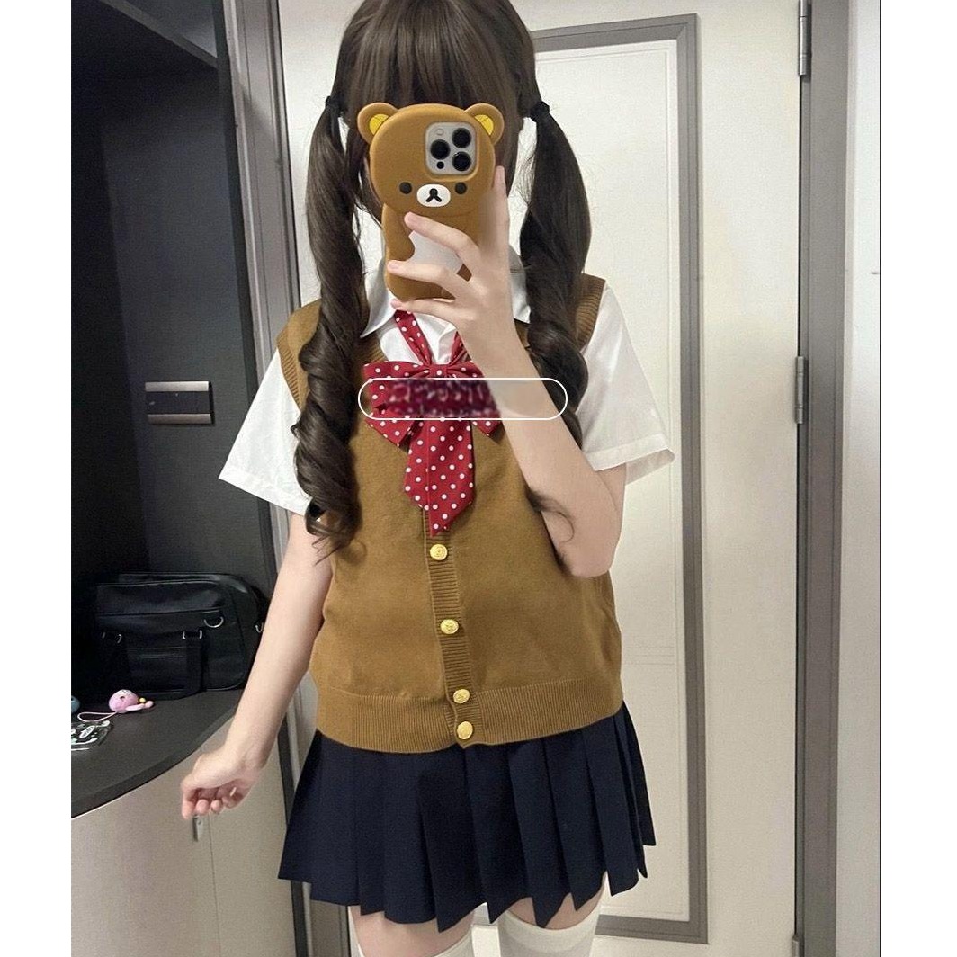 JK制服针织衫软妹穿搭开衫马甲叠穿漫感套装短裙套装夏季四件套