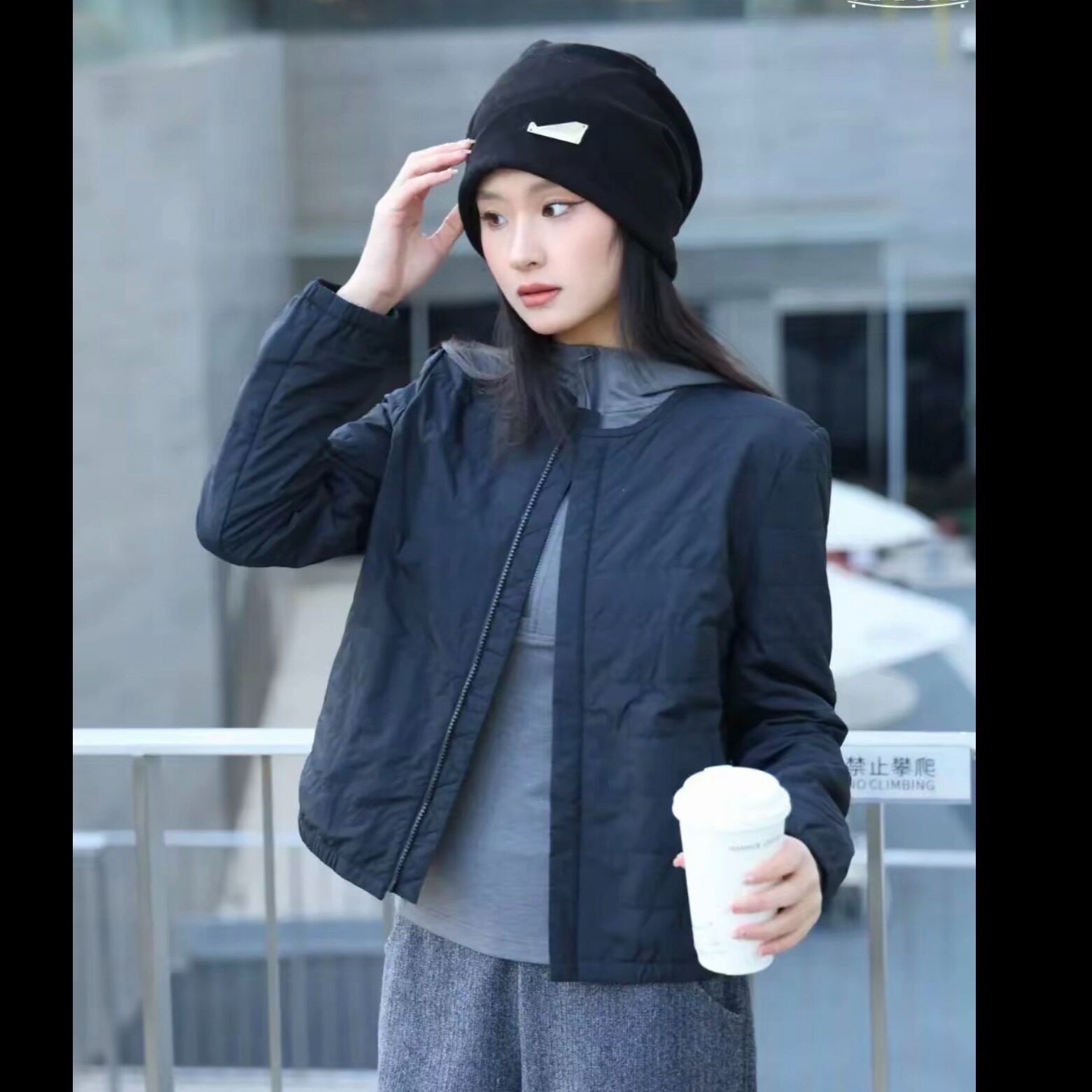 AMASS/阿玛施新款休闲百搭气质舒适绗缝新雪丽薄款棉服外套540048