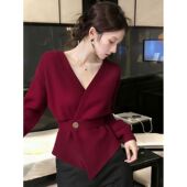 法式 高级感显瘦上衣 女秋冬款 优雅chic红色v领收腰长袖 毛衣针织衫