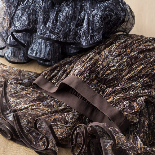 裙摆上的诗与远方~佩斯利复古腰果花印花松紧腰百褶皱中长半身裙