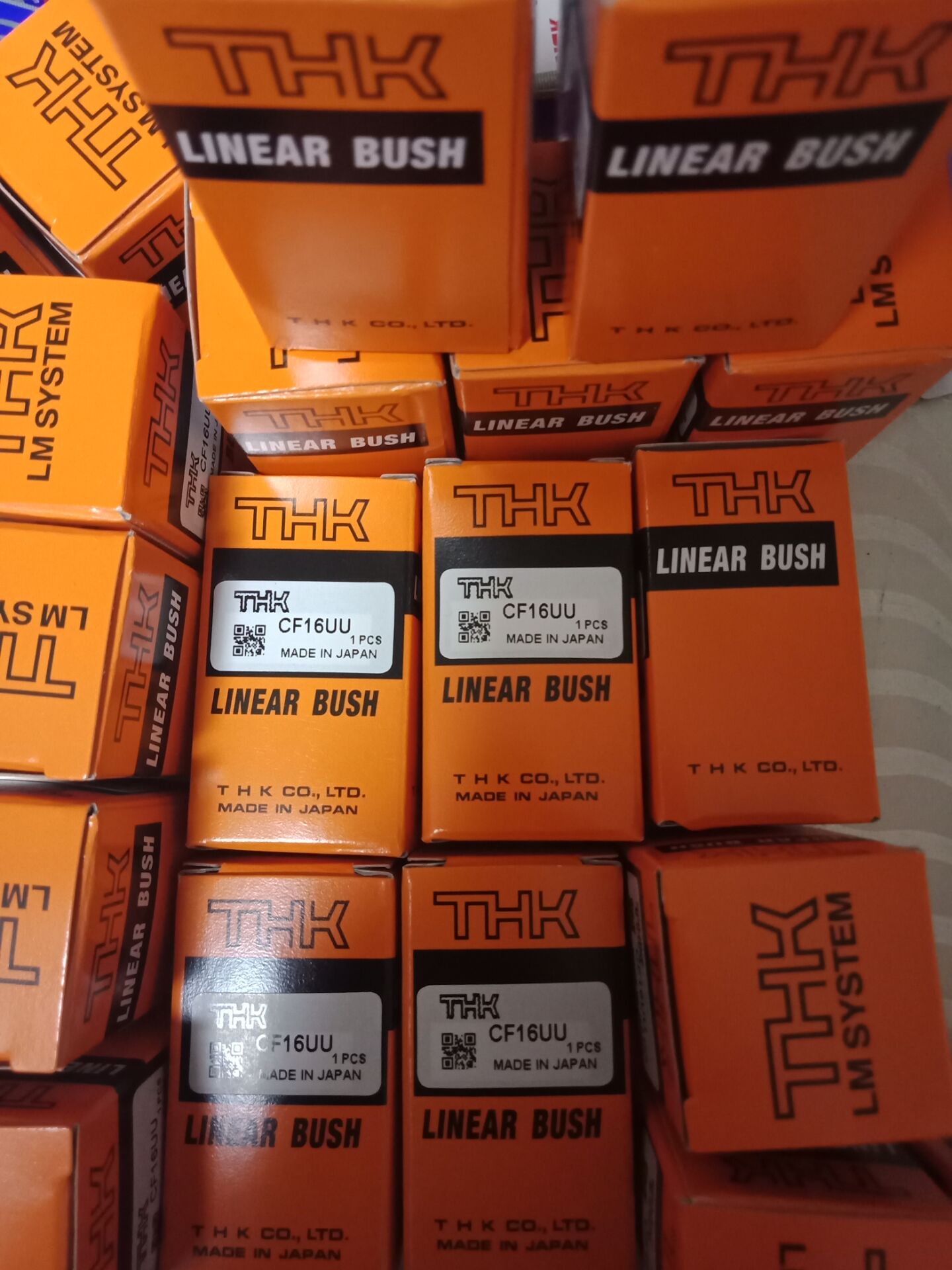 进口INA滚针轴承NART17 NART20 NART25 NART30 NART35 NART40UUR