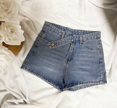 百搭牛仔短裤夏季不规则系扣