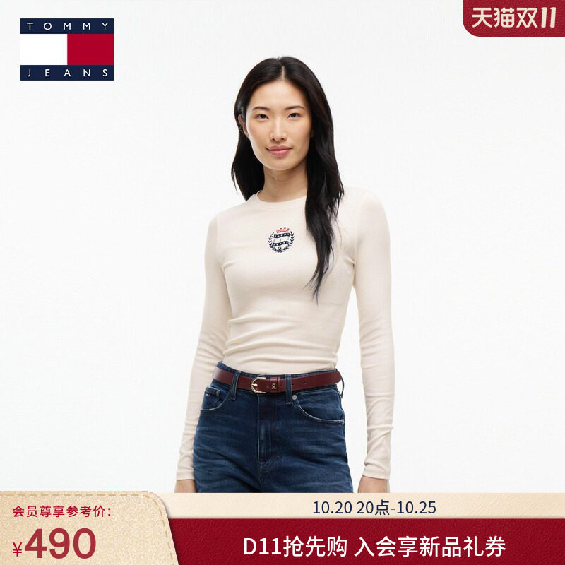 Tommy26秋冬新款女装美式校园风徽章刺绣弹力罗纹针织修身长袖T恤
