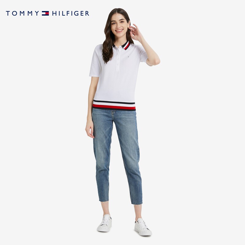 TOMMY 여성용 패셔너블하고 우아한 스트라이프 컬러 블록 작은 자수 로고 장착 반팔 폴로 셔츠 RM876J2280