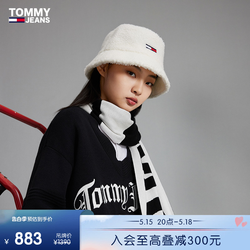 Tommy女装刺绣宽松V领针织衫