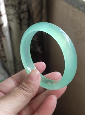 特价水沫玉手镯高冰种葡萄绿色满绿翡翠色正圈果绿色石英岩玉镯子