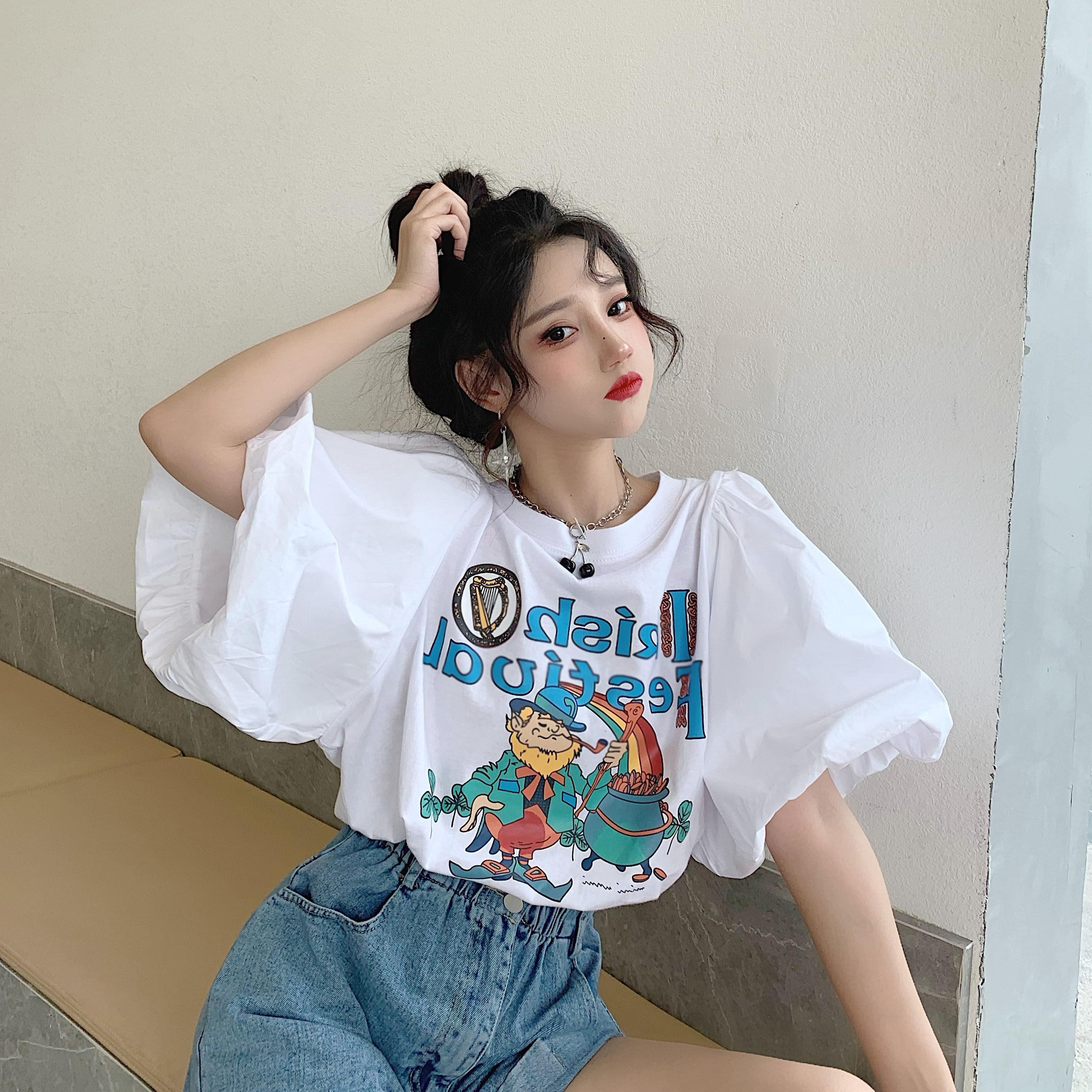 白色短袖T恤女印花装设计