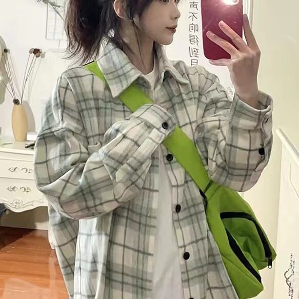 绿色格子衬衫女春秋季新款宽松外穿设计感小众衬衣POLO领上衣外套