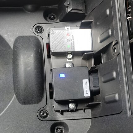 赛科龙RT250RT1RT2RT3ERT150Rt250E原厂行车记录仪原车预留孔位装