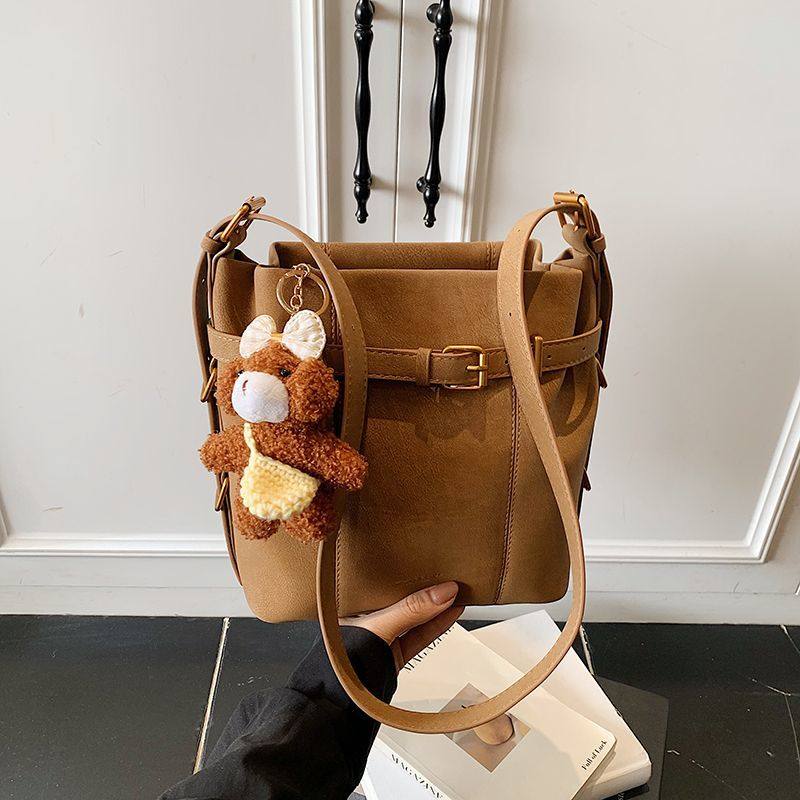 2026新款水桶包高颜值时尚百搭单肩包潮流精致大容量轻便斜挎包,箱包皮具/热销女包/男包,通用款女包,淘宝优惠券,粉丝福利购,淘宝优惠卷