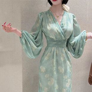 法式 显瘦连衣裙掐腰裙子女显瘦气质长裙薄荷绿神明少女 喇叭袖 春季