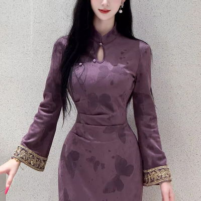 高级感秋冬麂皮绒新中式旗袍蝶紫