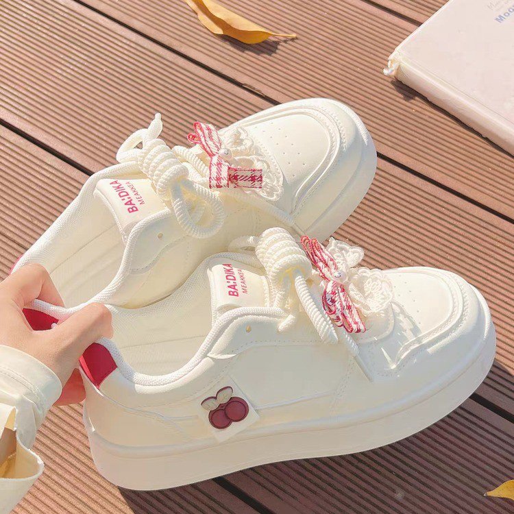 小白鞋女款2025新款透气百搭