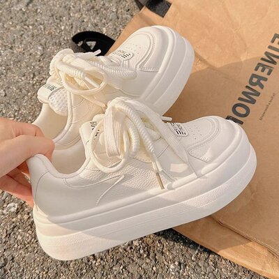 韩美女厚底小白鞋女2024新款爆款板鞋女ins潮百搭增高大头面包鞋