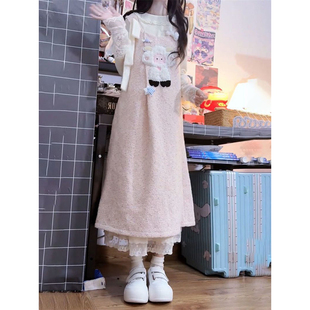 韩版温柔甜美风小羊贴布粉色背带连衣裙+木耳边打底上衣两件套装