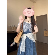 法式复古格纹拼接假两件牛仔连衣裙女夏季收腰显瘦一字肩吊带长裙