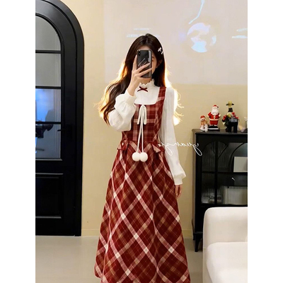 假两件红色格纹连衣裙