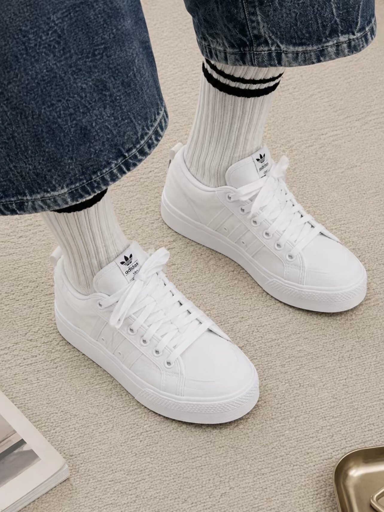 Adidas阿迪达斯低帮板鞋女鞋NIZZA休闲鞋经典运动鞋小白鞋FV5322
