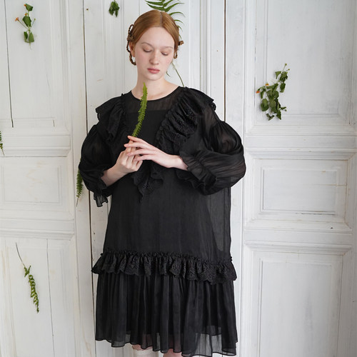 6折【Unlogical Poem】法式V领荷叶边蕾丝刺绣丝麻连衣裙