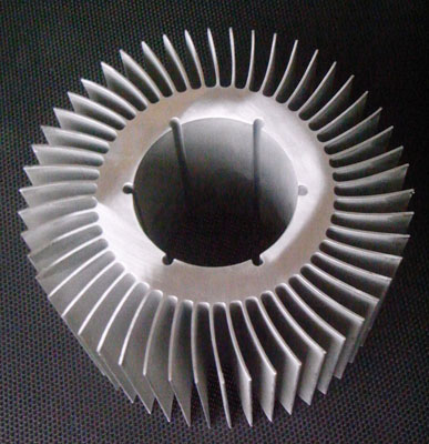 佛山厂直销 铝合金led散热片铝型材 汽车散热器 铝型散热器深加工