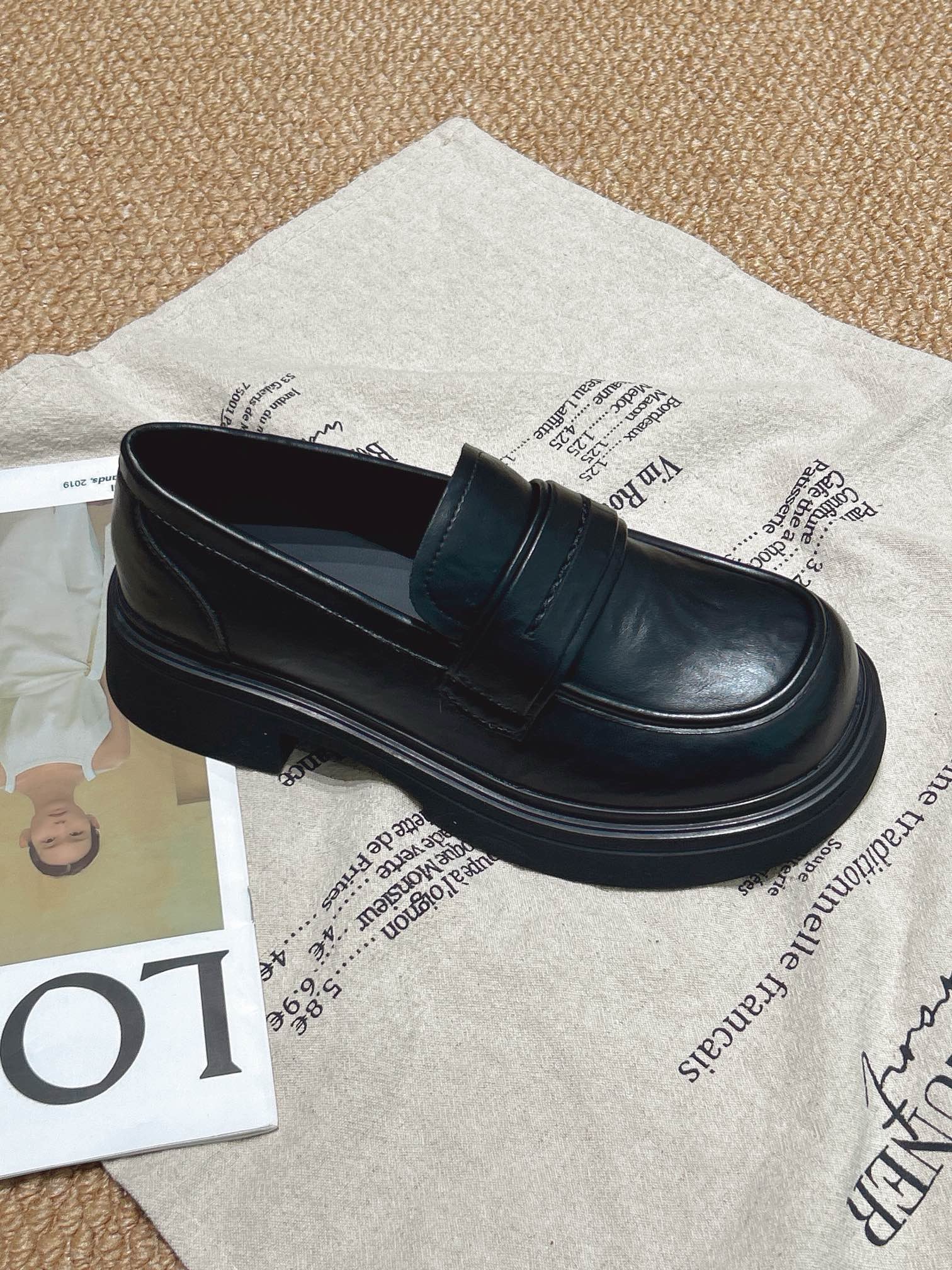 英伦厚底一脚蹬粗跟圆头乐福鞋