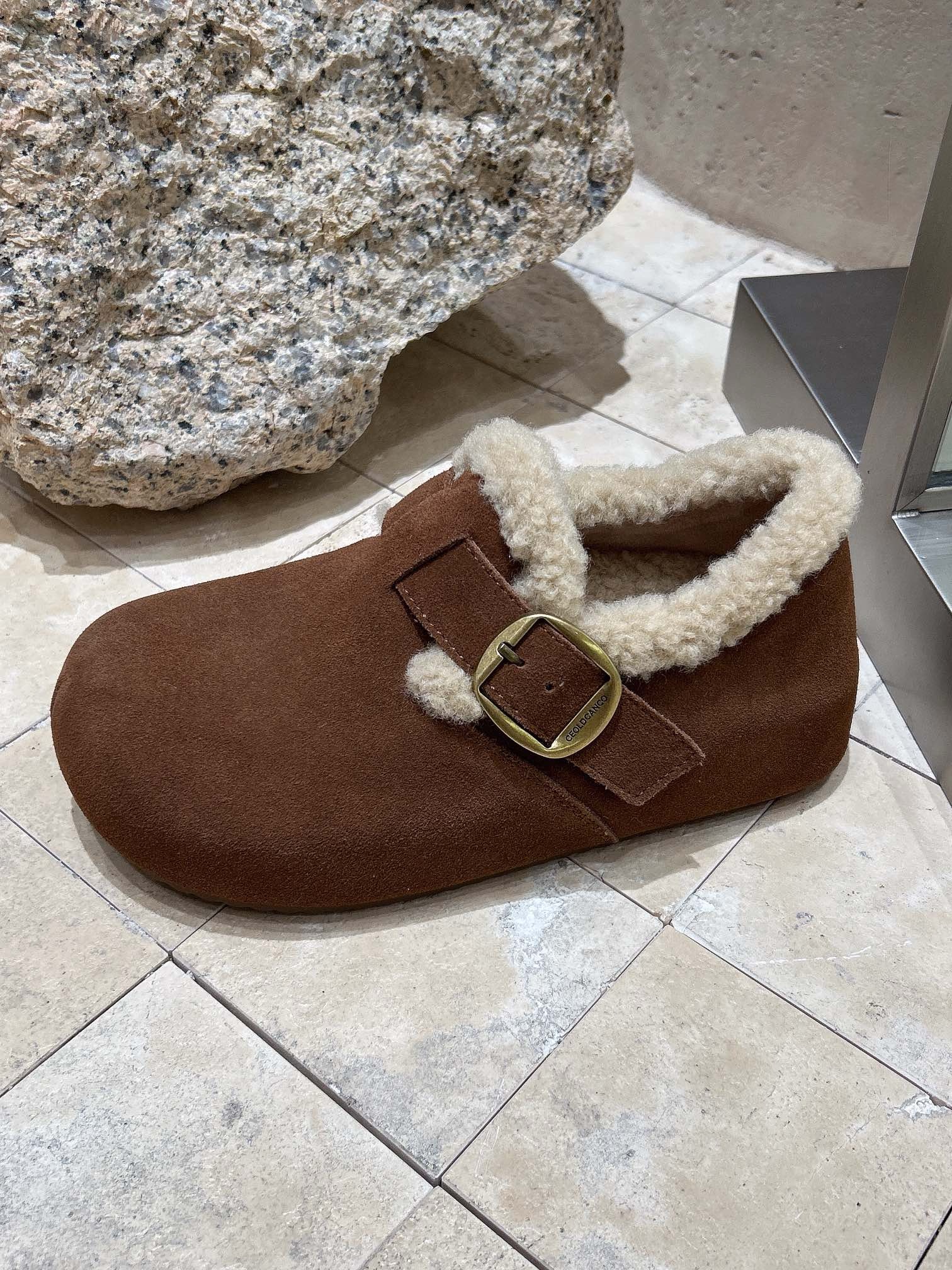 真皮加绒保暖厚底勃肯女鞋