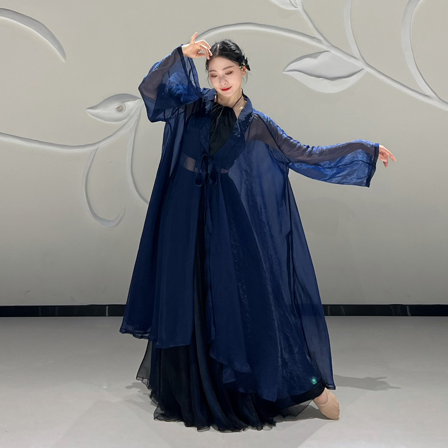 梦霞舞蹈服装古典现代舞纱衣中国舞古风大摆长衫汉服纱衣帅气仙女
