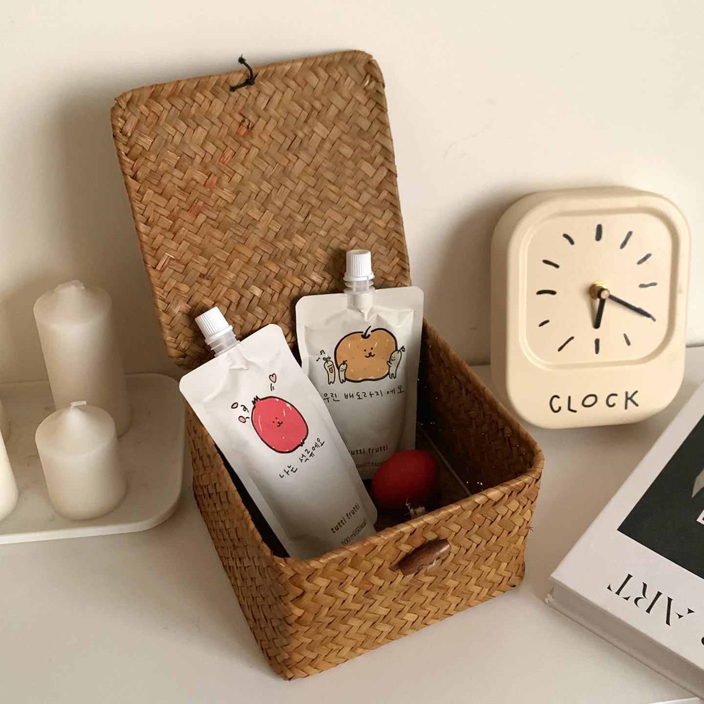 ins日式桌面收纳盒编织收纳筐零食杂物化妆品带盖小收纳篮储物篮