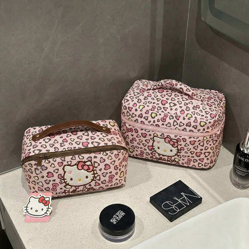 HelloKitty化妆包可爱大容量分区收纳女外出便携三丽鸥防水洗漱包