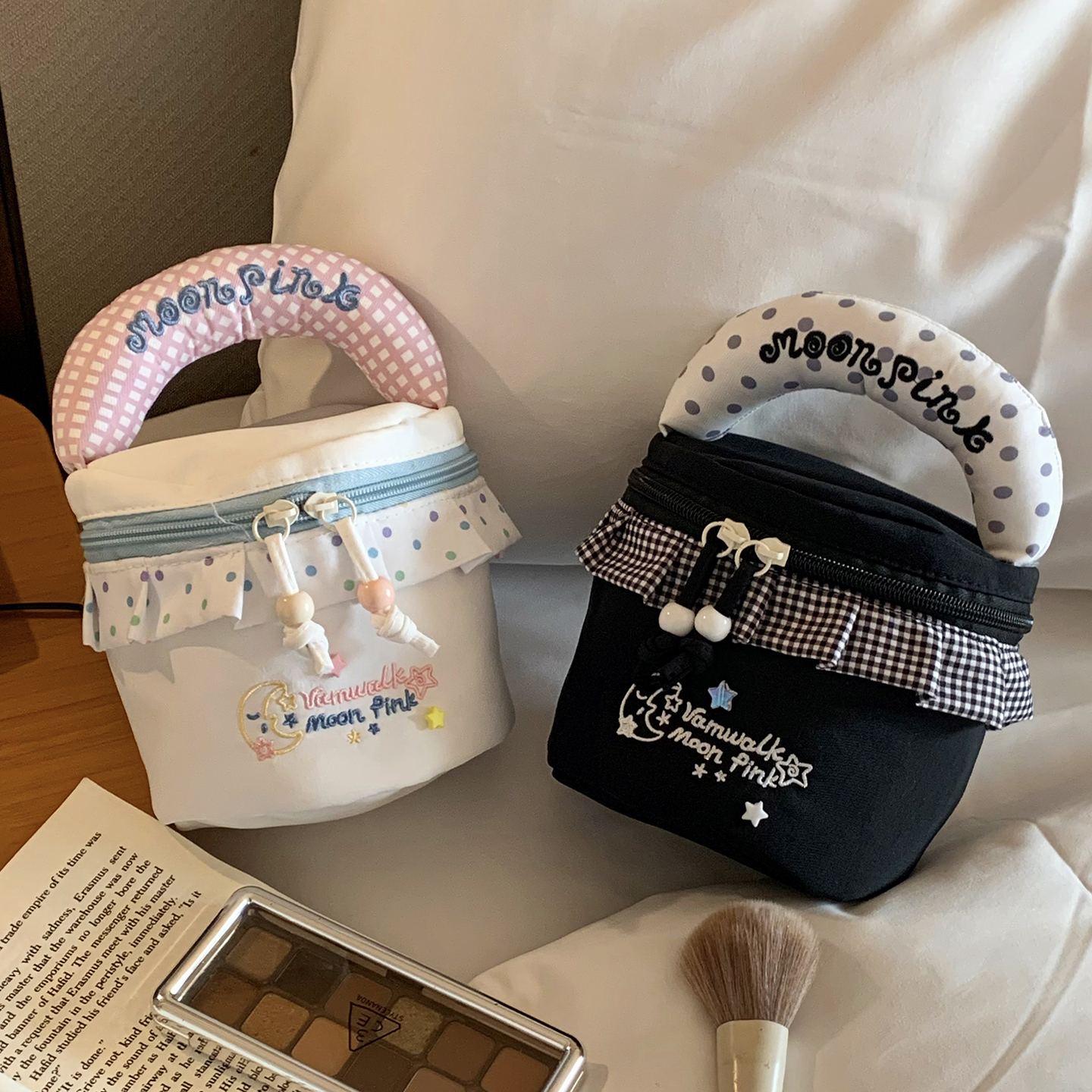 可爱水桶化妆包大容量手提便携化妆袋外出旅行洗漱包高颜值收纳包