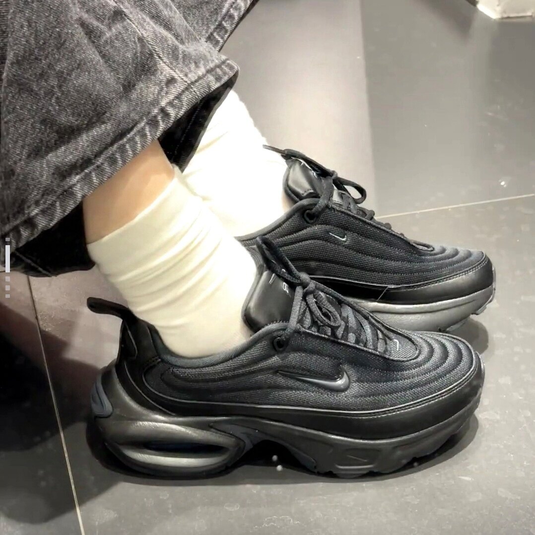 耐克女子运动休闲鞋HF3053-007