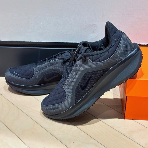耐克 Nike Winflo 11 男子24冬季新款保暖防水跑步鞋 FQ1358-001
