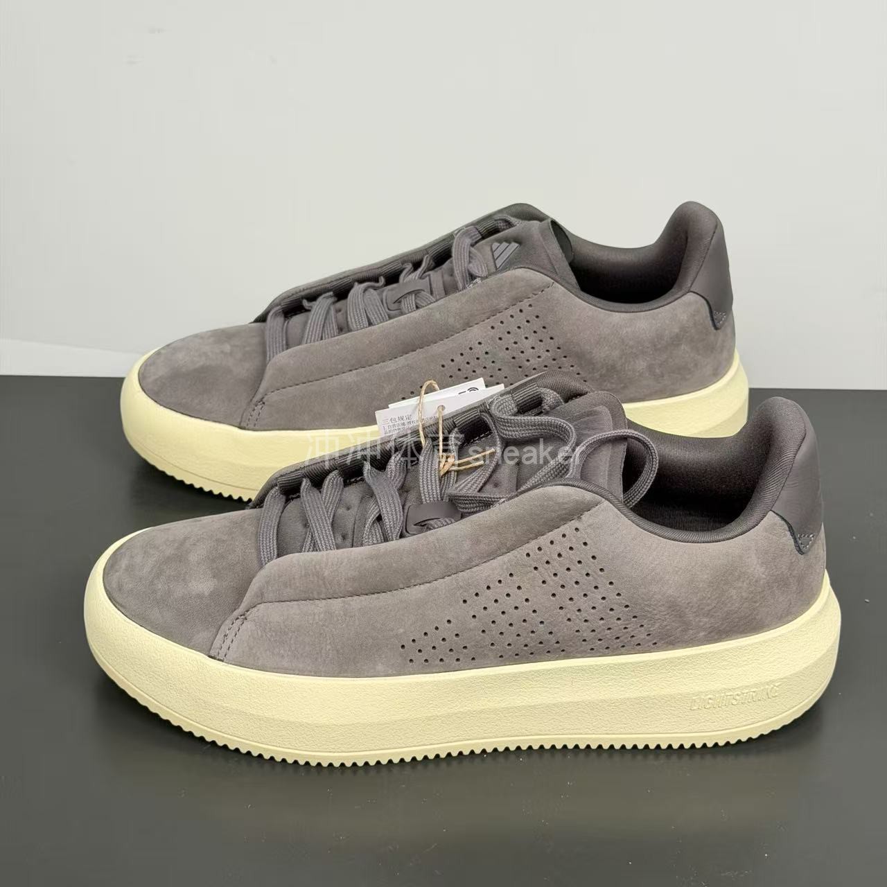 ADIDAS阿迪达斯正品 ACESMASH 低帮运动生活休闲鞋 JP5474