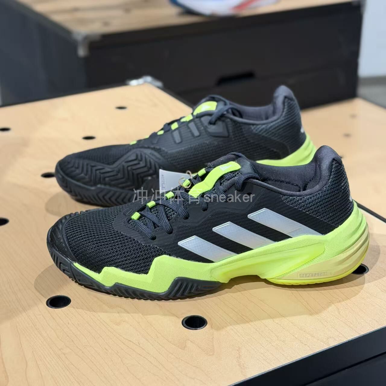 ADIDAS阿迪达斯正品 BARRICADE 13 低帮运动休闲网球鞋 IH2559