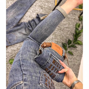 高腰刺绣牛仔裤女春秋新款修身显瘦小脚裤百搭九分裤紧身铅笔裤子