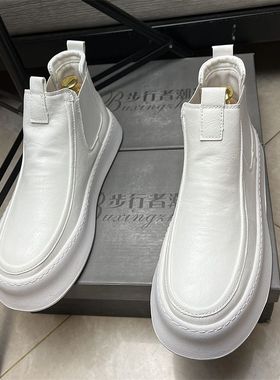 精神小伙白色马丁靴男鞋2025秋冬款潮流百搭休闲运动厚底高帮板鞋